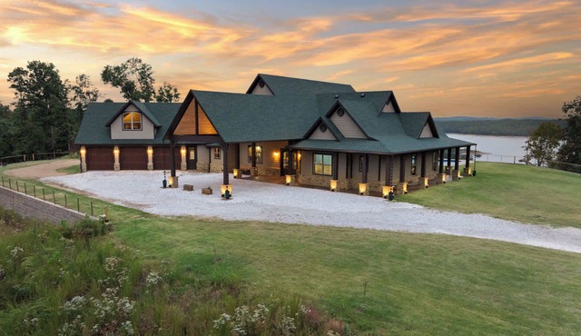 The Lakehouse at Beaver Lake Agroforest