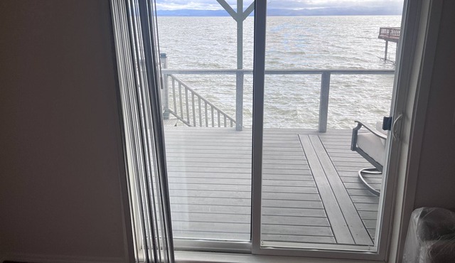 The Lakehouse Bungalow in Nice, CA