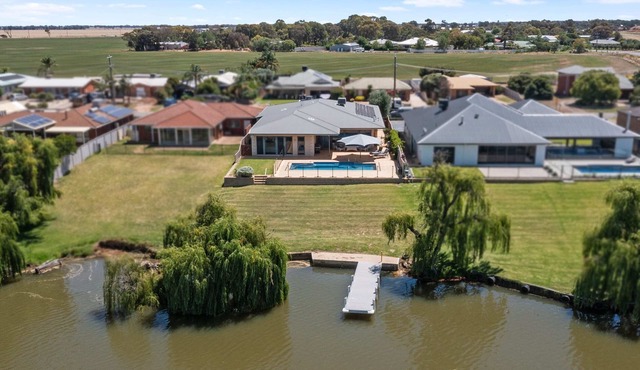 The Lakehouse on Rosemary