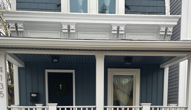 The Lakeman - Renovated 1895 Home w/Open Floor Plan, Walkable, Pet-Friendly