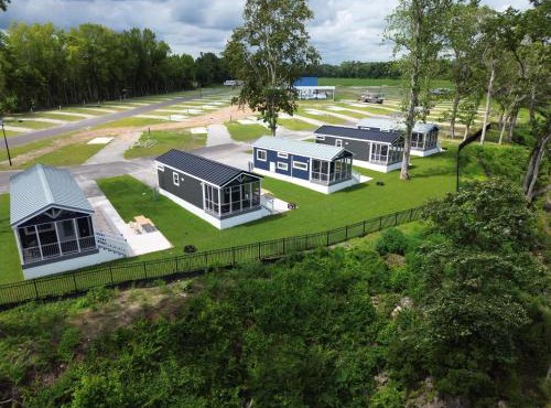 The Lakes RV & Cabin Resort