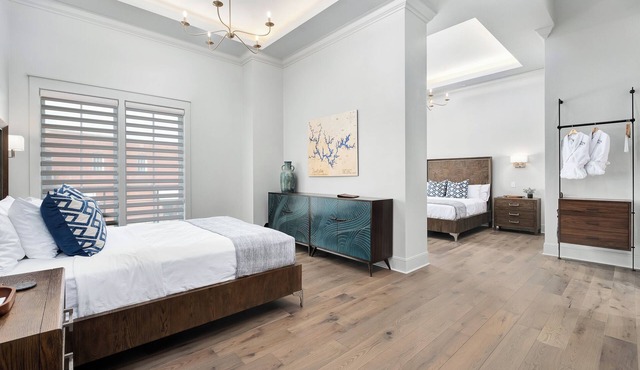 The Lakes Suite | 5 Minutes from I65 | In the heart of Cullman