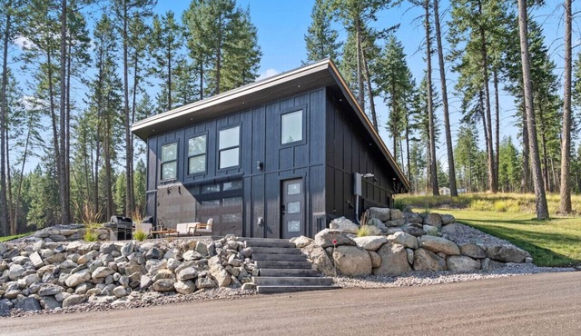 The Lakeside: Heated Pool, Spa, Lake views