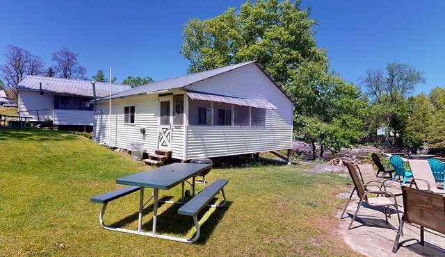 The Lakeview at Cedar Grove Camps