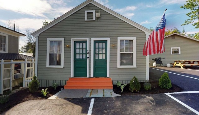 The Lakeview Cottage 9