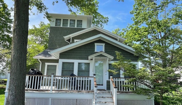 The Lakeview Retreat