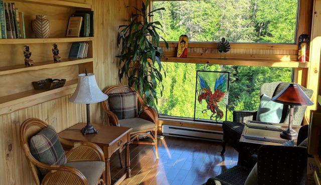 The Land of the Phoenix! Superior lodging in a prime natural setting.