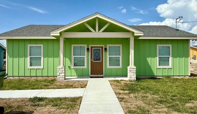 The Landing at Riviera Beach-Green House