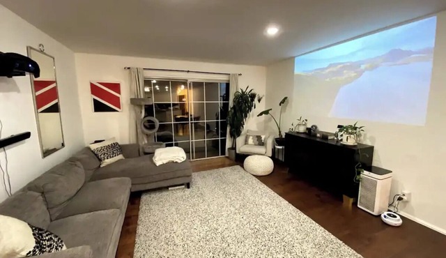 The Landing - Hollywood Hills Aptn3 min from Universal Studios and Walk of Fame