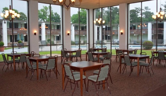 The Landmark Inn