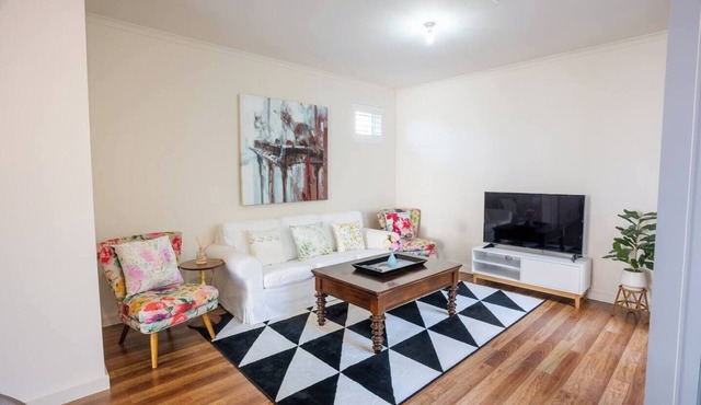 The Lane of Lightsview Relaxed Inner city Living