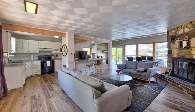 The Last Best Lake Cabin