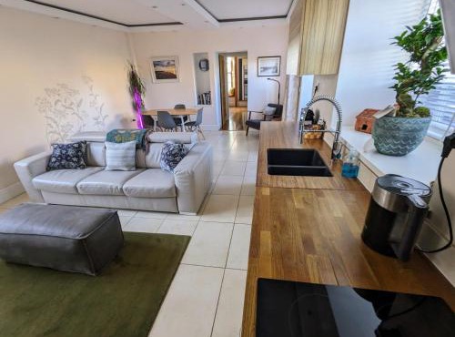 The Lawns Spa Apartment