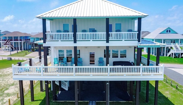 The Lazy Turtle, Beachfront