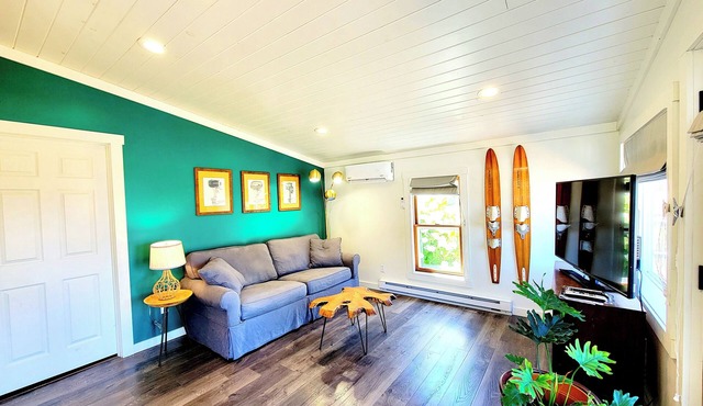 The Ledges Resort and Marina, Gatehouse 1