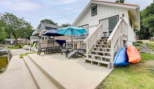 The Legend of John Dillinger Lives Here