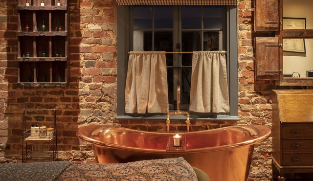 The Leicester Arms Country Inn