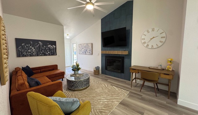 - The Lemon Drop - only 2 minutes to historic downtown Eagle!