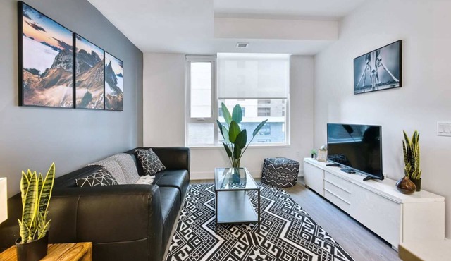 The Lennox - Fully Furnished 1 Bedroom Appartment in Ottawa's Little Italy (509)