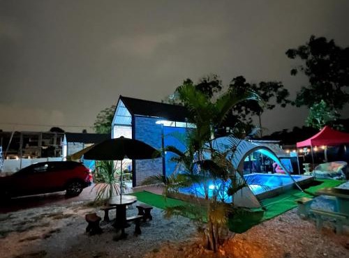 The Lil Luxe Tiny Homes Bangi - 2 Villa with 2 Private Pools
