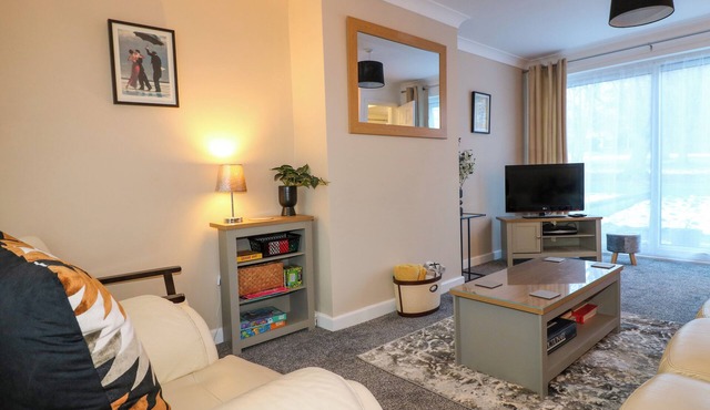 THE LILY PAD, family friendly, with a garden in Chesterfield