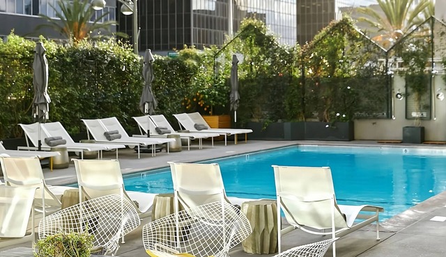 The LINE Hotel Los Angeles, 3x High-level Hollywood Hills View Double Rooms!