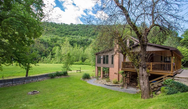 The Lingerlong Lodge