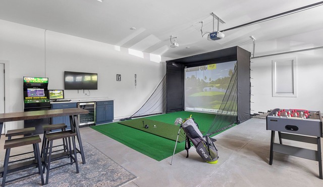 The Links! - Luxury Golf Retreat with Golf Simulator