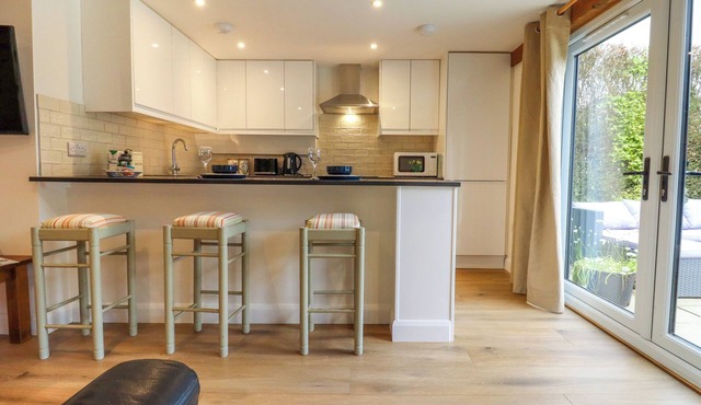 THE LITTLE ACORNS, country holiday cottage in Herstmonceux