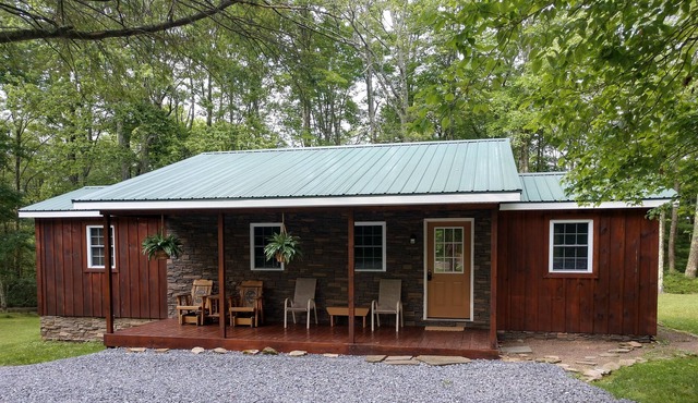 The little cabin that's big on great memories, near Pine Creek Valley's finest