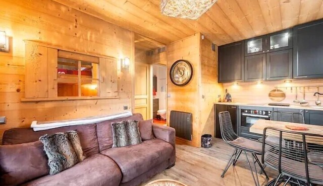 The little cocoon of GETS