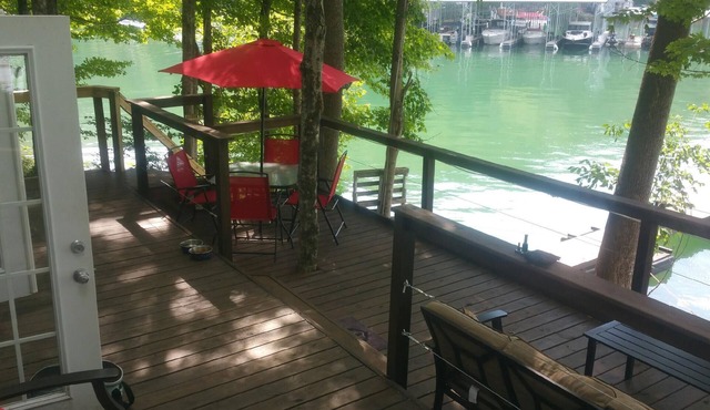 The Little Dipper is back for 2025! Lake front tiny home w/private boat dock!