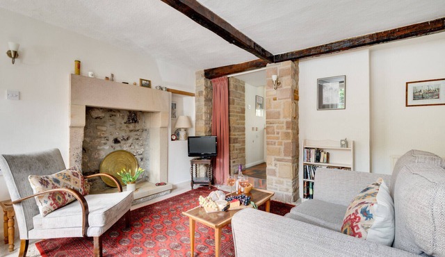 The Little House - Two Bedroom House, Sleeps 3