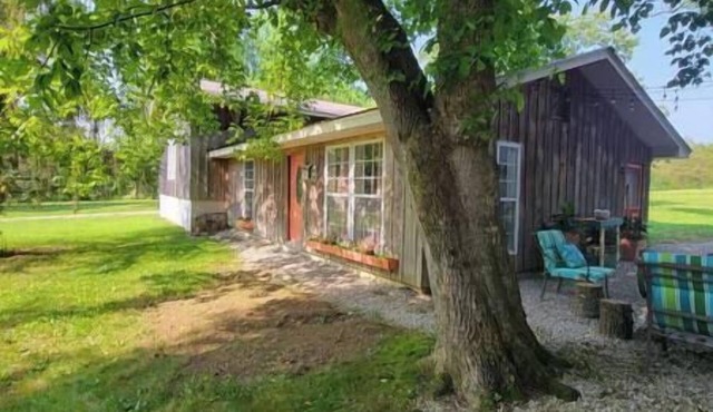 The Little House E.V.O.O.