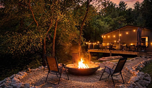 The Little Lake House - Sunrise Views - 5 min Walk/1 min Drive to Boat Ramp