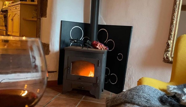 The Little Pink House Eau De Thermale Avène Beautiful house in Le Bousquet D’Orb