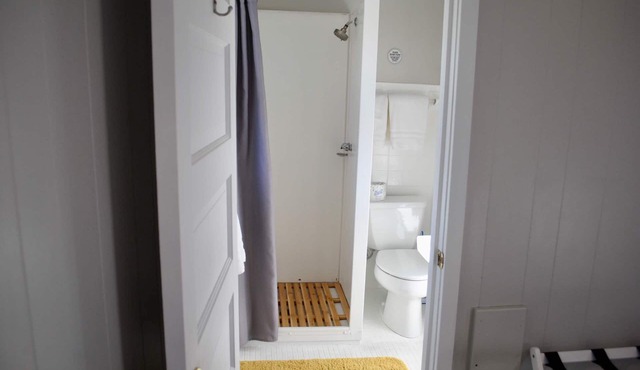 THE LITTLE VILLAGE , 2 Full Beds 104