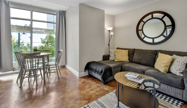 The Littlefields by Lodgewell | Downtown Chic | A7