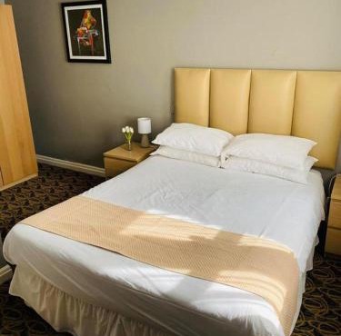 The Liversedge, 64 Leeds Road