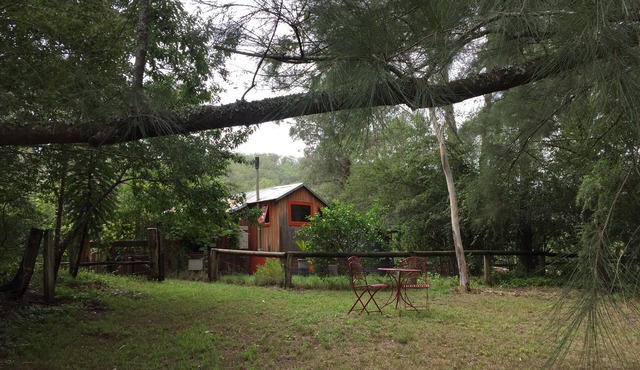 The Lodge - A Rustic Weekender in the Heart of Historic Wollombi