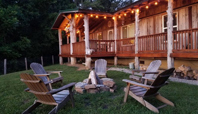 The Lodge at COSY Farms...peaceful, secluded, mountain views, family friendly.