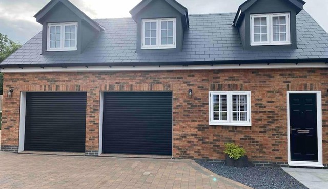 The Lodge at Crown Point, Entire Place, Private Secure Parking, EV Point, Brand new