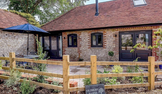 The Lodge at Oldbury Barns