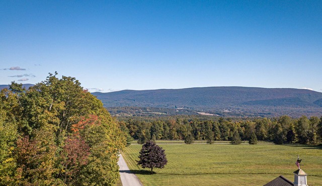 The Lodge at Fox Meadow Farm