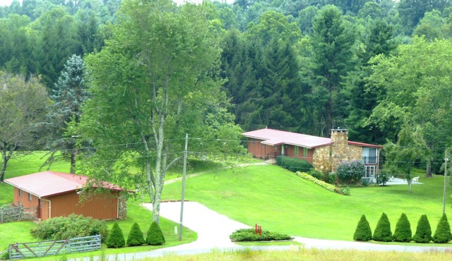 The Lodge @ Mayberry on 18 Acres And A Lake/Pond on The Blue Ridge Parkway