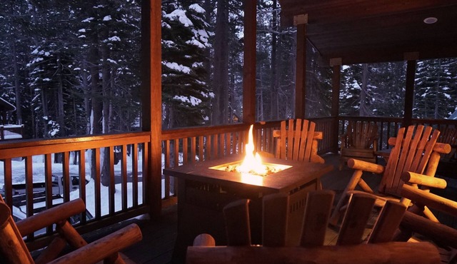 The Lodge now with AIR CONDITIONING…one of few. Also STARLINK WiFI-internet