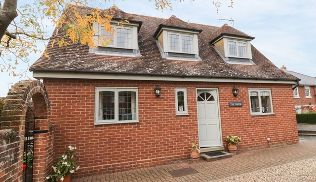 The Lodge off High Street