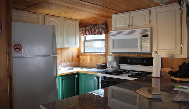 The Lodge on the Lake. Pet Friendly