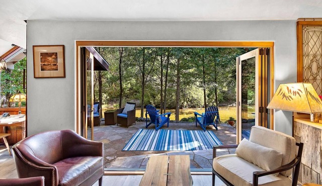 The Lodge On The Carmel River