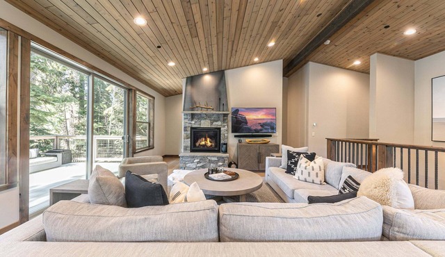 The Lodge on The West Shore by Tahoe Getaways - Pet-Friendly 5BR w/Private Hot Tub & Enclosed Yard